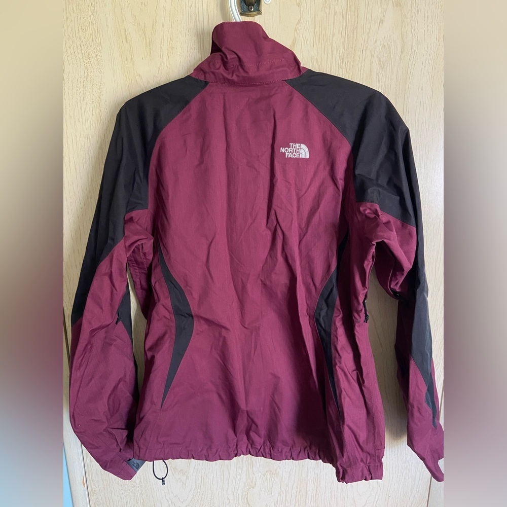 The North Face Women's HyVent Jacket Size Medium Full Zip Purple & Black No Hood - Picture 5 of 9